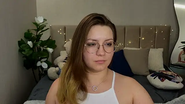 Snapshot of Briarx chatting on June 3, 9:42 pm Briarx online show from June 3, 9:42 pm