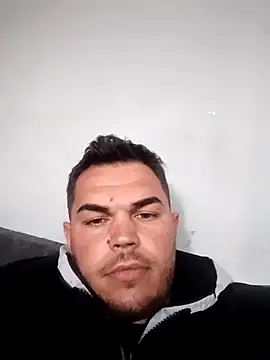 Snapshot of Alexszader36 chatting on March 19, 12:42 pm Alexszader36 online show from March 19, 12:42 pm