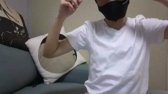 Snapshot of natesui chatting on October 22, 12:05 pm natesui online show from October 22, 12:05 pm