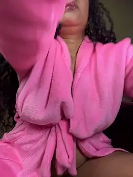 Ayleenpamelasexysquirt online show from October 19, 7:36 pm