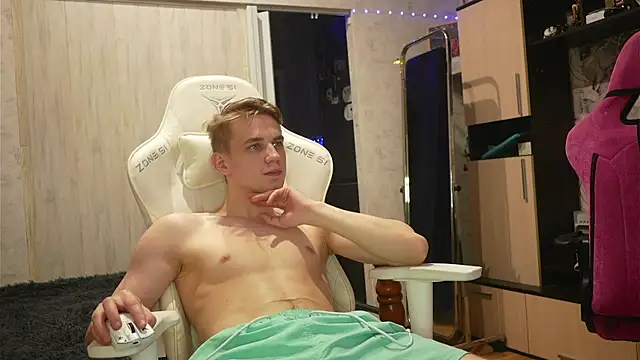 MIKE GOD19 online show from October 11, 8:07 pm