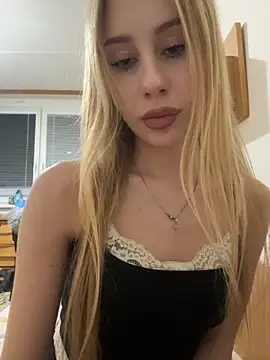 JudithCarly online show from November 21, 7:45 pm