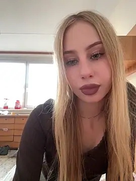 JudithCarly online show from December 17, 2:23 pm