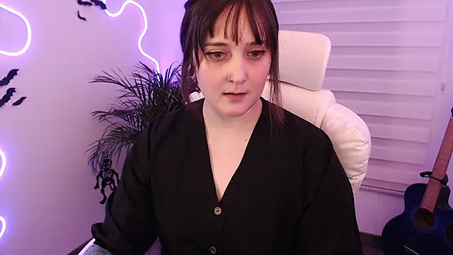 Snapshot of Fallenag666 chatting on October 31, 10:55 pm Fallenag666 online show from October 31, 10:55 pm