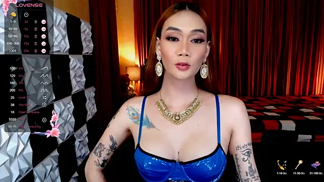 MeatyCockLuna online show from November 6, 9:32 am