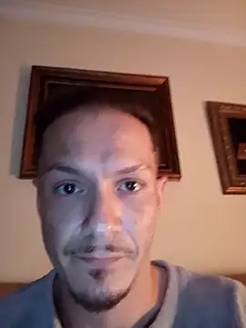 Snapshot of Graimito chatting on April 24, 11:40 pm Graimito online show from April 24, 11:40 pm