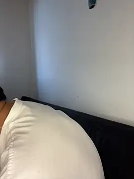 mirallesandbig online show from February 8, 10:35 pm