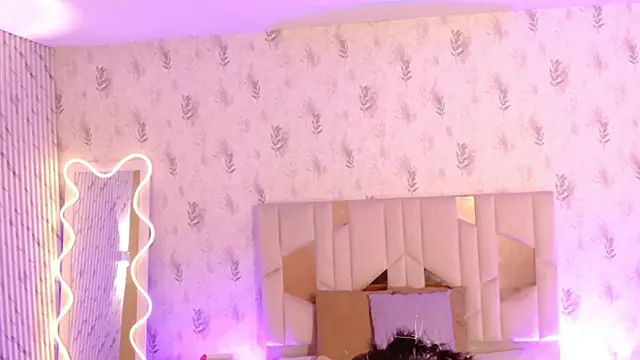 MARIANA TAY1 online show from October 31, 3:07 am