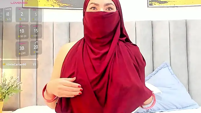  naylaa  online show from October 31, 3:29 am