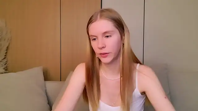 Morgan Wardi online show from March 19, 9:08 pm