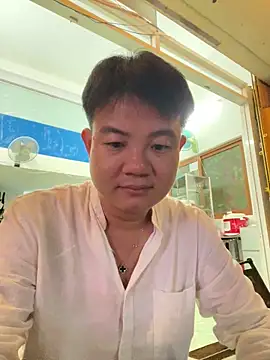 Snapshot of azn_mark chatting on October 15, 4:40 pm azn mark online show from October 15, 4:40 pm