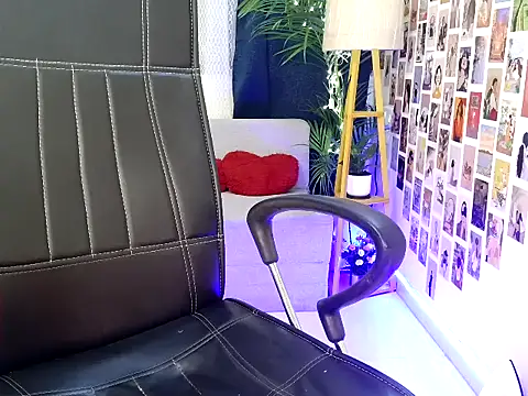 your Tanu 02 online show from October 26, 6:14 pm