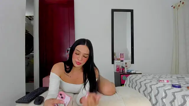 princesa luissa online show from November 11, 2:33 am