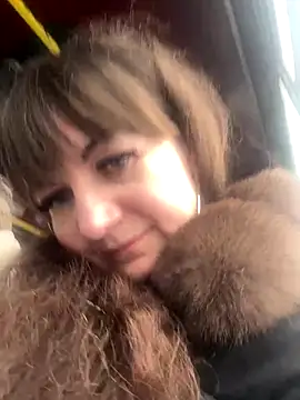 Butterfly8385 online show from November 22, 12:26 pm