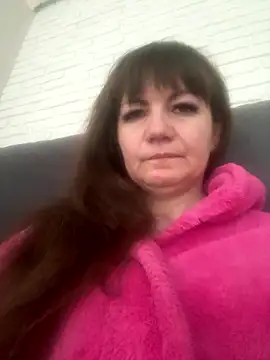 Butterfly8385 online show from January 10, 9:55 am