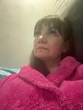 Butterfly8385 online show from March 7, 9:34 pm