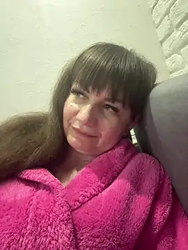 Butterfly8385 online show from April 30, 9:52 pm