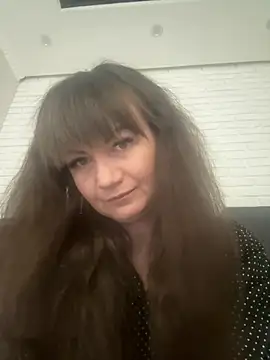 Butterfly8385 online show from May 5, 3:47 am