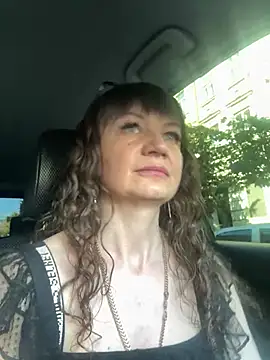 Butterfly8385 online show from June 21, 2:08 pm