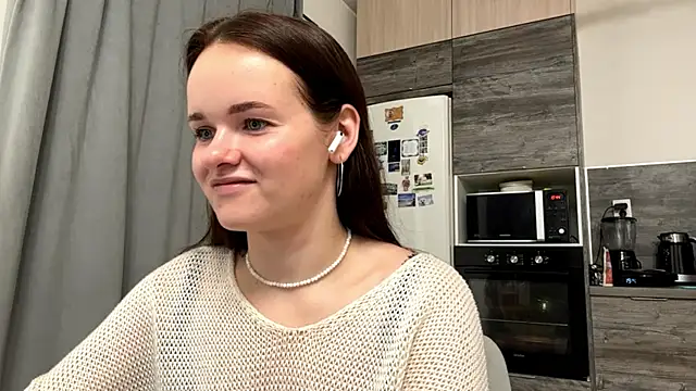 WalterGirlcute online show from October 10, 2:38 pm