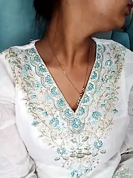 Snapshot of Marathi_gavtami chatting on February 13, 7:04 am Marathi gavtami online show from February 13, 7:04 am