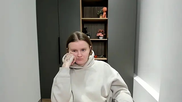 Snapshot of DaniellaPencil chatting on October 11, 4:33 am DaniellaPencil online show from October 11, 4:33 am
