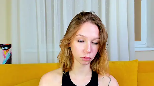 Snapshot of LilyVoise chatting on October 11, 2:59 pm LilyVoise online show from October 11, 2:59 pm