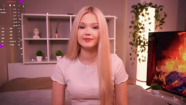 KaryTasch online show from November 3, 9:05 pm