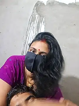 Yourchuddakadbhabhi online show from August 3, 4:11 pm