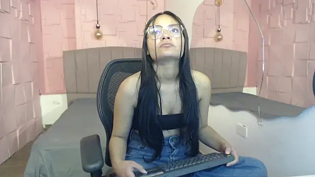 Snapshot of _kita chatting on October 21, 2:07 pm kita online show from October 21, 2:07 pm