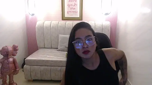 Snapshot of danna_sweet_s chatting on October 23, 8:51 pm danna sweet s online show from October 23, 8:51 pm
