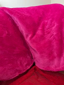 Snapshot of spicymamii chatting on February 3, 8:03 pm spicymamii online show from February 3, 8:03 pm