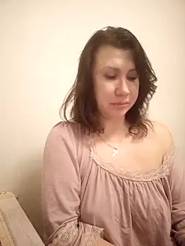 Snapshot of Ambika_beauty chatting on April 16, 12:11 am Ambika beauty online show from April 16, 12:11 am