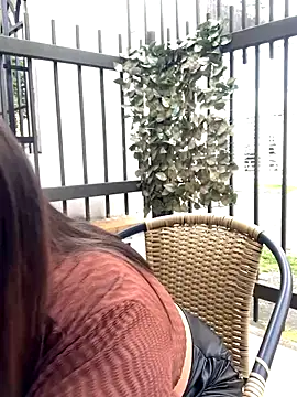 ElectraPink  online show from January 8, 1:13 pm