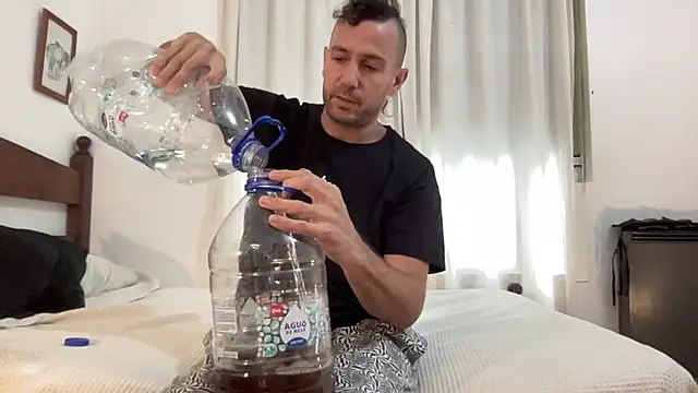 absoluthorrorfield online show from January 6, 8:12 pm