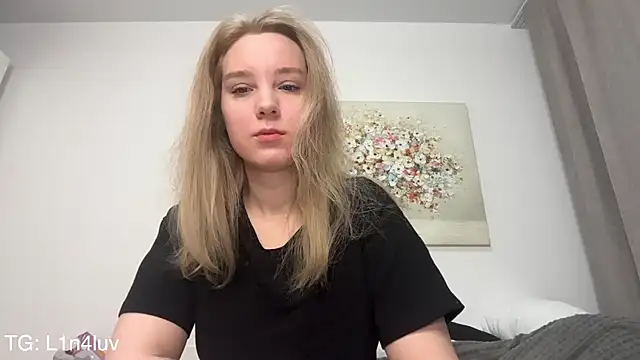 AIicaparkerc online show from February 21, 4:13 am