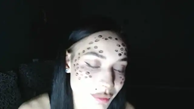 Daphne Darkthorn online show from October 31, 4:41 pm