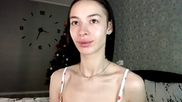 Daphne Darkthorn online show from December 21, 2:30 am