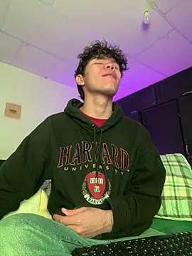 Im Camii online show from February 2, 5:44 pm