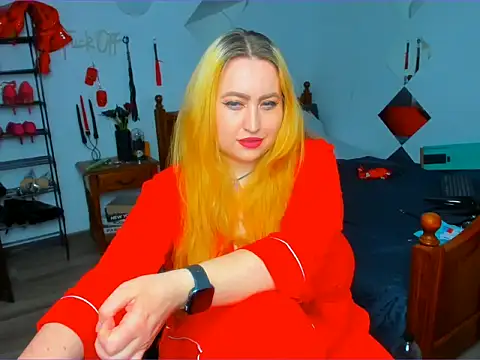 TheNaughtyGF online show from April 6, 10:33 pm