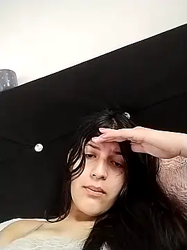 Snapshot of Thaila-Aurora chatting on October 22, 4:40 pm Thaila-Aurora online show from October 22, 4:40 pm