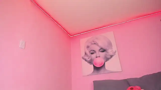 BiancaValentinna online show from February 5, 10:25 pm