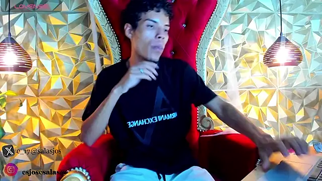 jhojan foxxx  online show from November 5, 6:35 am