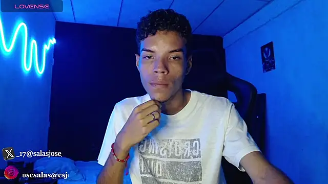 jhojan foxxx  online show from November 26, 8:32 pm