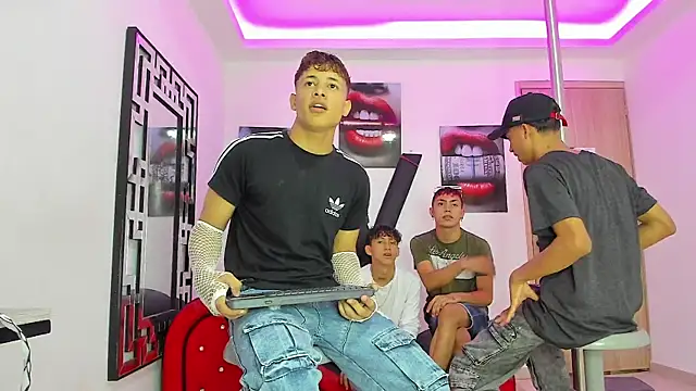 EMPIRE BOYS1 online show from October 16, 7:15 pm