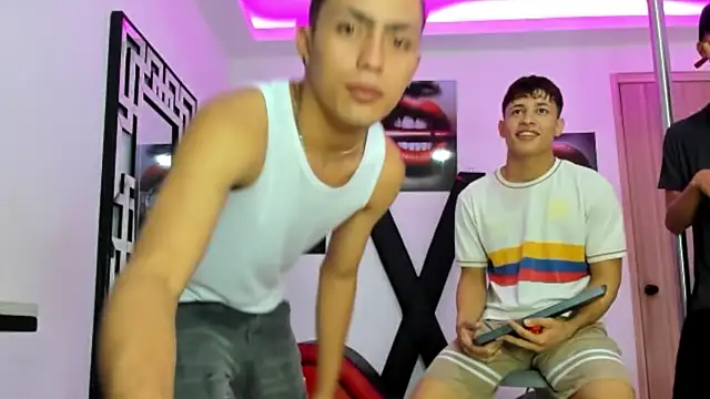 EMPIRE BOYS1 online show from October 20, 7:14 pm