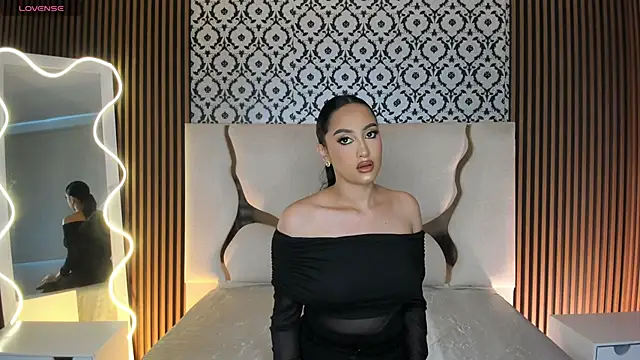 BEELLA TAY1 online show from December 16, 12:43 pm