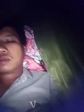 Snapshot of Dothanhthuan555 chatting on November 17, 4:13 pm Dothanhthuan555 online show from November 17, 4:13 pm