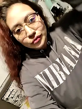 Snapshot of I_AM_ISABELLA chatting on October 13, 6:35 am I AM ISABELLA online show from October 13, 6:35 am