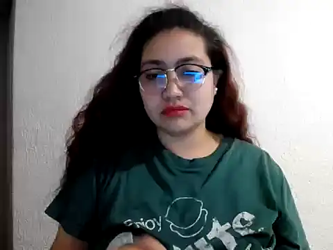 Snapshot of I_AM_ISABELLA chatting on October 16, 5:08 am I AM ISABELLA online show from October 16, 5:08 am